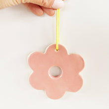 Ceramic Daisy Ornament in White