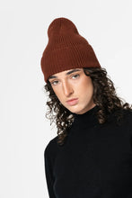 Merino Handknit Rib Hat in Rust Red