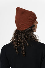 Merino Handknit Rib Hat in Rust Red