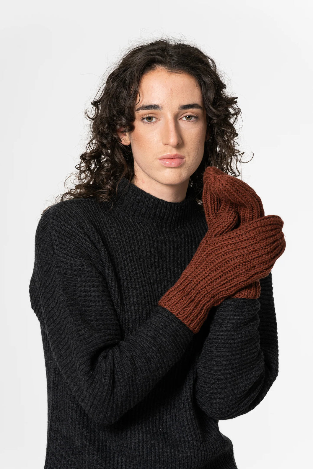 Merino Handknit Rib Mittens in Rust Red