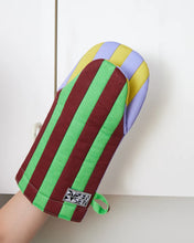 Striped Oven Mitt in Jalapeno