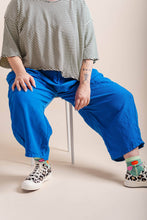 Plus Size Women's Pant - Bright Blue Linen Balloon Pant