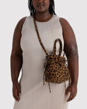Nylon Drawstring Bag in Leopard