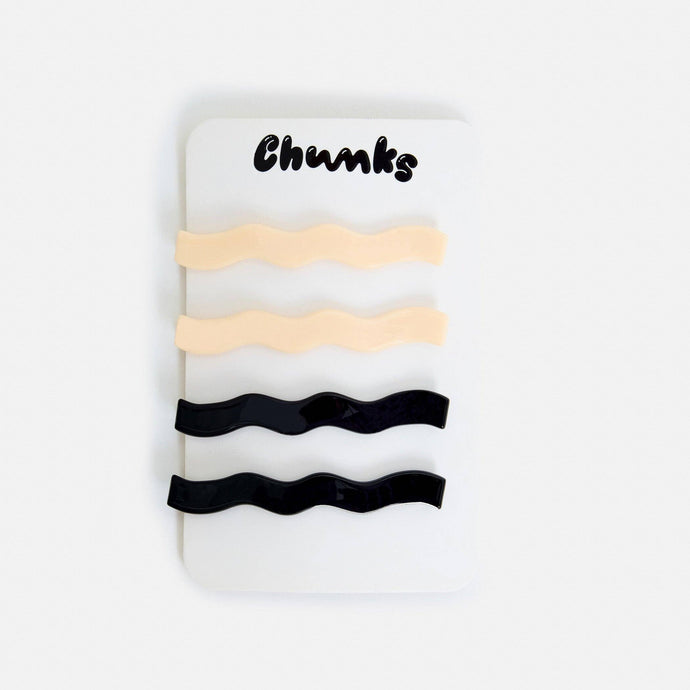 Slides in Wavy Cream + Black