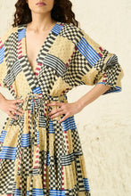 Mosses Dress in Checkmate Sand