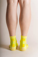 Women's Cotton Ankle Socks - Gingham Neon Yellow Checker