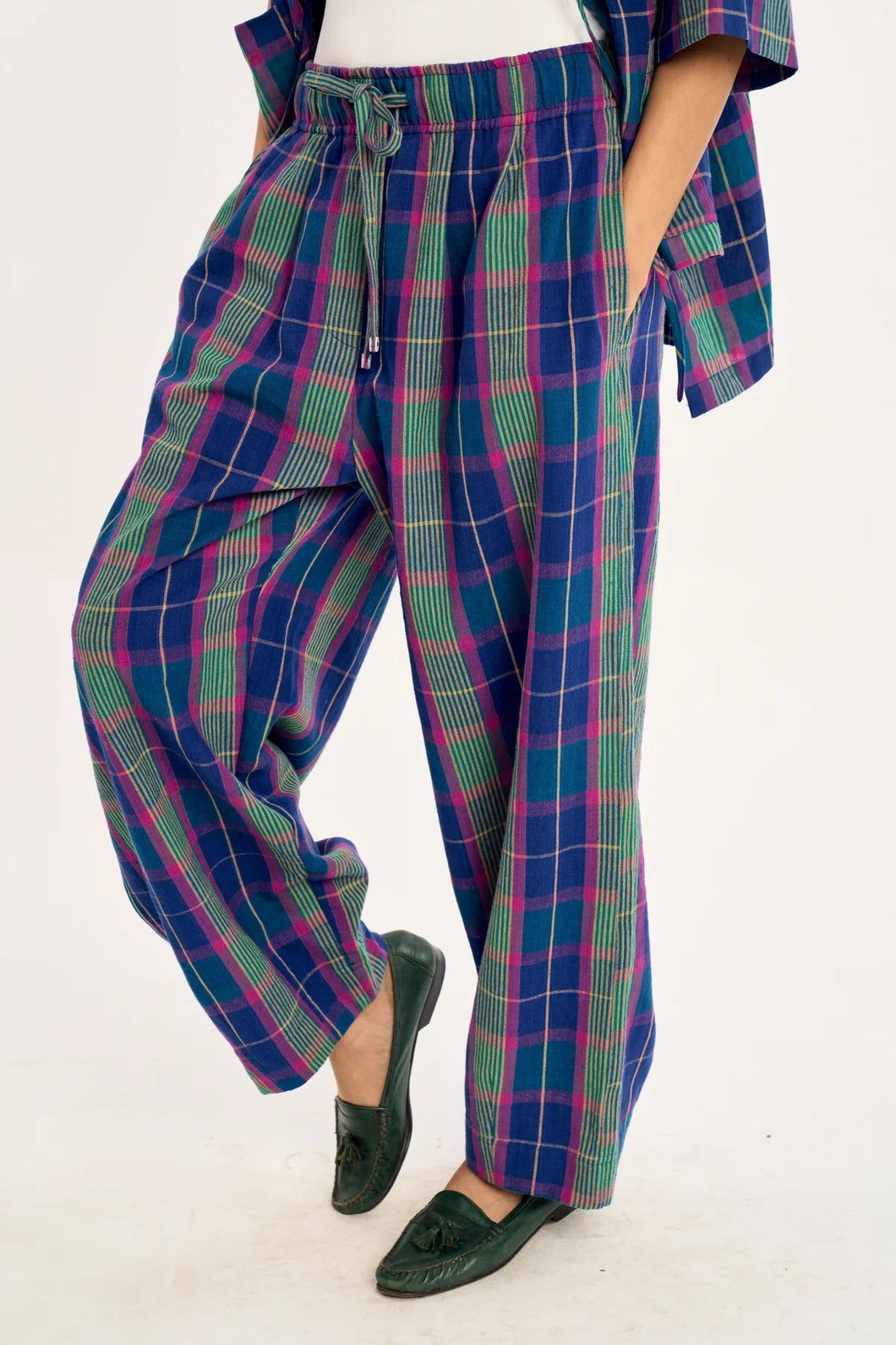 Cairo Pants in Electric Ivy