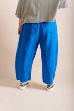 Plus Size Women's Pant - Bright Blue Linen Balloon Pant