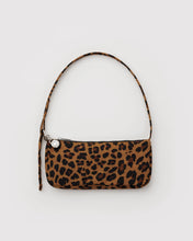 Nylon Pochette in Leopard