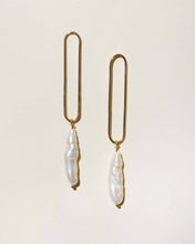 Pillar Pearl Earrings