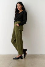 Artist Pant in Olive