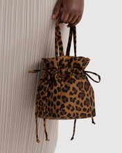 Nylon Drawstring Bag in Leopard