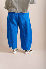 Plus Size Women's Pant - Bright Blue Linen Balloon Pant