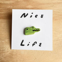 Alligator Pin