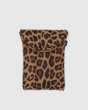 8" Puffy Tablet Sleeve in Leopard