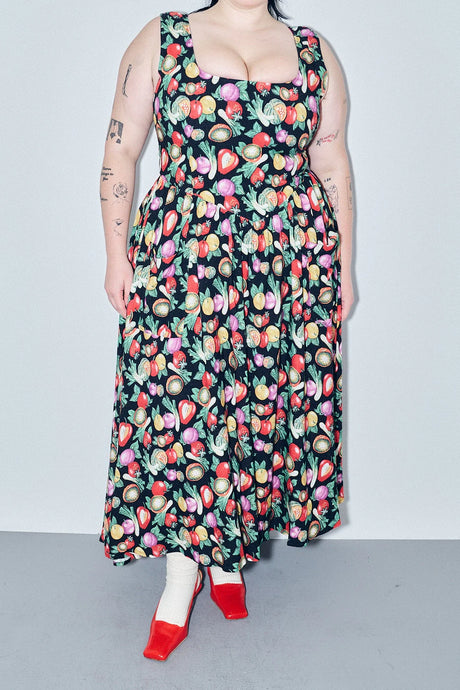 Tradwife Soft Linen Dress in Vegetable Medley