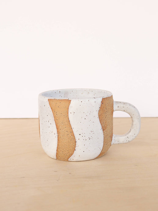 Wavy Ceramic Mug in White Speckle